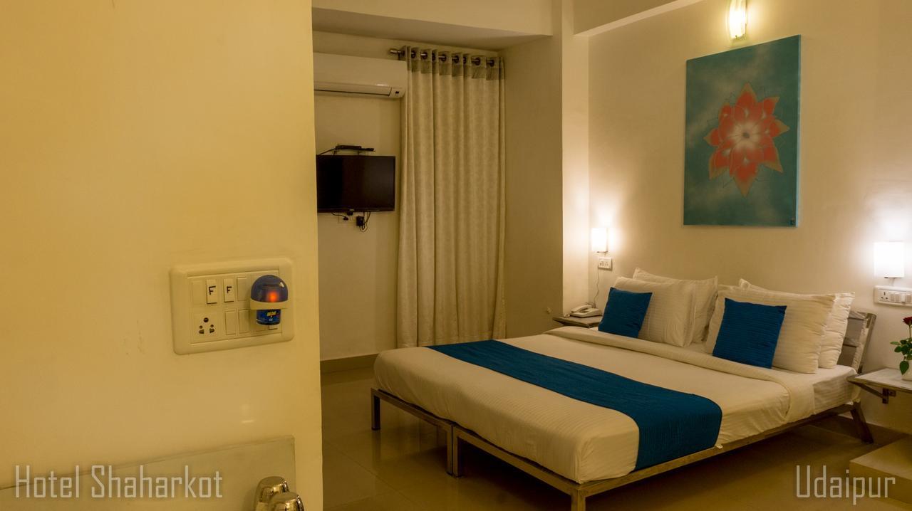 The Shaharkot By The Lake Hotel Udaipur Bagian luar foto